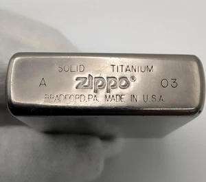 Zippo Ölfeuerzeug Solid Titanium - Bild 1 von 8