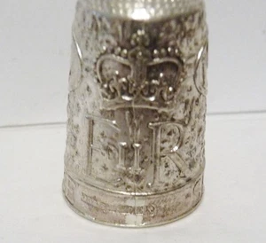THIMBLE VINTAGE STERLING SILVER JAMES SWAN & SON "SILVER JUBILEE"  1957-1977 - Picture 1 of 11