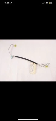 Línea de descarga de aire acondicionado OEM Mopar 68161177AE para Jeep Grand Cherokee 2012-2024 Foto 1 de 3