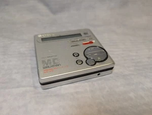 Sony MD MiniDisc Walkman MZ-R70 registratore e lettore ricambi non testati - Foto 1 di 3