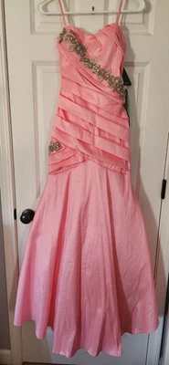 выпускное, официальное платье, вата конфеты розовый, без бретелек, длина пола, размер 3 - Изображение 1 из 4