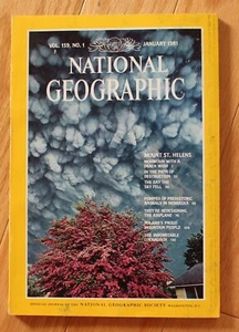National Geographic enero 1981; Monte Santa Helena; antigua caída de ceniza; Polonia - Imagen 1 de 21