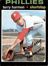 1971 TOPPS TERRY HARMON PHILADELPHIA PHILLIES #682 MISCUT- O/C - SHARP - HIGH #