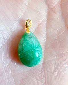 18k Yellow Gold Bail With Small Green Jadeite Jade Pendant W/certificate - Picture 1 of 10