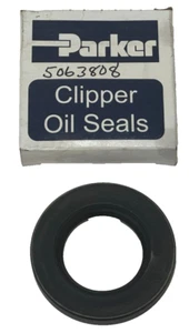 NEW IN BOX Parker 1QTR17 Oil Seal - Picture 1 of 4