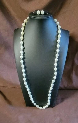 Paparazzi Nautical Novelty White Necklace And Earrings - Image 1 of 4