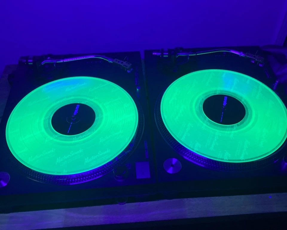 12” serato control vinyl - Image 1 of 4