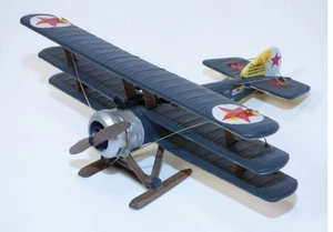 IXO, Caccia triplano SOPWITH con i colori russi, 1/72, AKI0309 - Foto 1 di 2