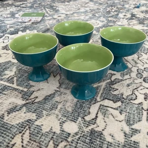 4 Footed Sherbet, Ice Cream Glass, Teal And Lime Unknown Milk Glass Brand - Picture 1 of 4