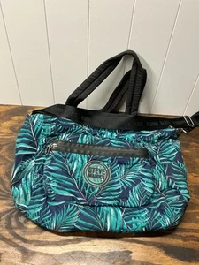 Steve Madden XL Palm Tree Duffle Gym Travel Overnight Bag w/Shoulder Strap - Picture 1 of 5