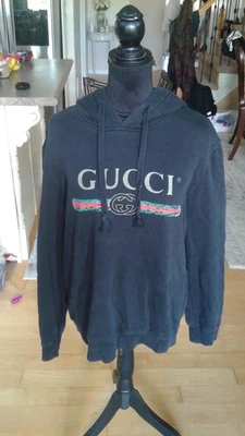 GUCCI SUDADERA CON CAPUCHA HOMBRE TALLA 2XL FIT L (MEDIDAS EN DESCRIPCIÓN) COLOR NEGRO Foto 1 de 4