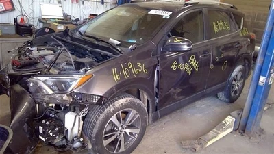 Brazo limpiaparabrisas derecho pasajero Toyota RAV4 13 14 15 16 17 18 Foto 1 de 4