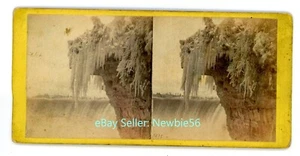 Cataratas del Niágara NY - HIELO EN ACANTILADO - INVIERNO - c1860s Color E&HT Anthony Stereoview - Imagen 1 de 2