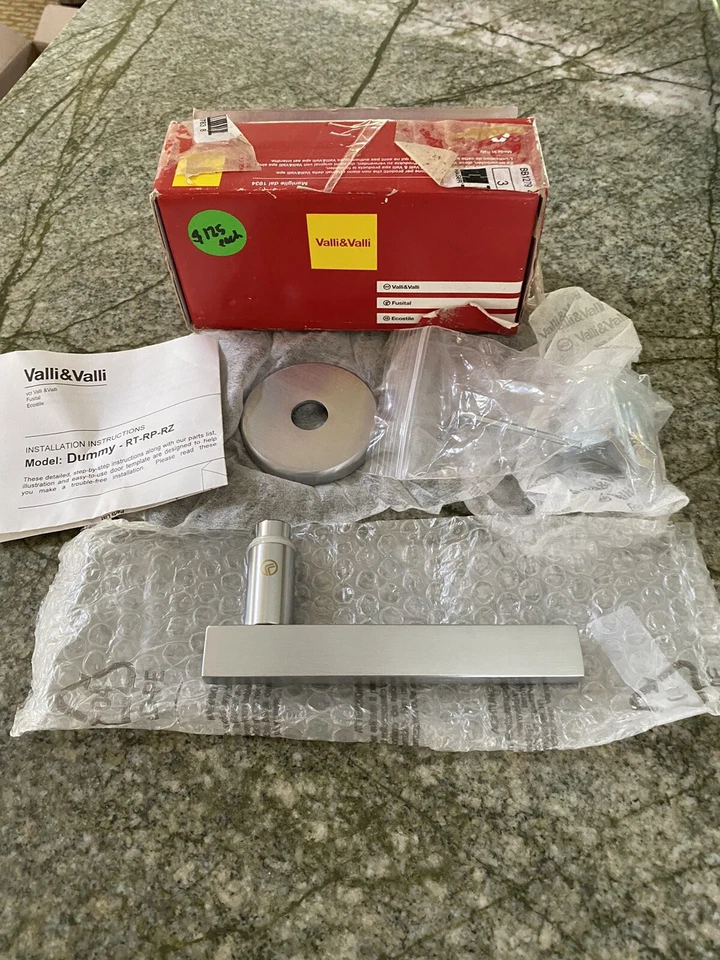 Manija de puerta cromada pulida Valli & Valli Foto 1 de 4