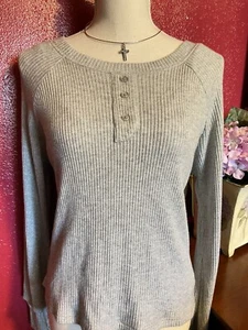 Woman’s Sweater by n:PHILANTHROPY Beautiful Gray/Glitter Sz L MRSP $120 Roxy Ros - Picture 1 of 5