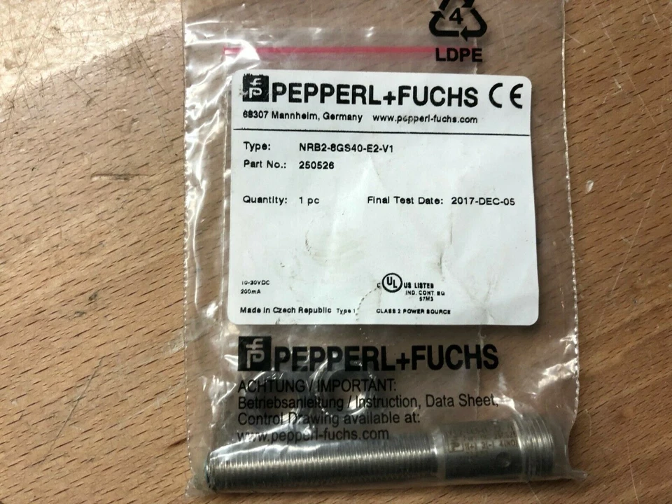Pepperl+Fuchs Factory Automation NRB2-8GS40-E2-V1 P/N 250526 -NEW IN BAG - Image 1 of 1