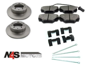 LR DISCOVERY 1 REAR BRAKE DISCS & PADS SET KIT. PART- LR017953,SFP500190,STC8574 - Picture 1 of 1