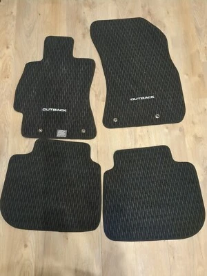 Alfombrillas negras nuevas selladas para Subaru Outback 2016-2019 OEM J505SAL002 Foto 1 de 4