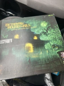 Betrayal at House on The Hill 2nd Edition Board Game Avalon Hill 2010 Complete - Picture 1 of 6