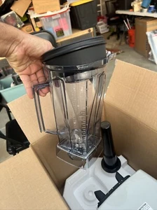 Vitamix Vita Pro Blender Model VM0101 64 Commercial food and drink blender - Picture 1 of 16