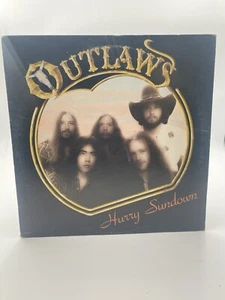 THE OUTLAWS HURRY SUNDOWN LP VG+ VINYL RECORD AL4135 ARISTA 1977 - Picture 1 of 4