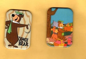 Yogi Bear 2 MAGNETI O BOTTONI, PINBACK 2""X3"" CON ANGOLO ARROTONDATO - Foto 1 di 5