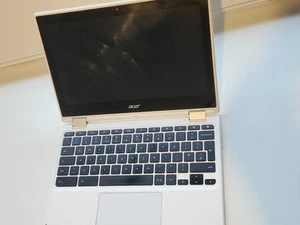 Faulty Acer N15Q8 CB5-132T Series Celeron 1.16GHz 4GB Ram 32GB SSD Chrome OS - Afbeelding 1 van 6