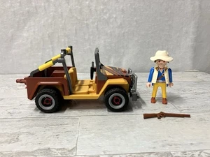 Vintage Playmobil Safari Toy Lot Jungle Guide Figure & Jeep Vehicle 1988 - Picture 1 of 11