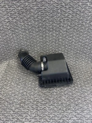 2009 2010 Dodge Journey 3.5L Air Cleaner Box Housing Filter Cover OEM - Image 1 of 4