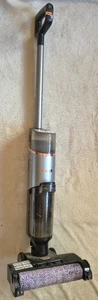 Limpiador de pisos duros inalámbrico Shark HydroVac WD210UK - GRIS - Imagen 1 de 6