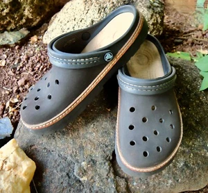 Women's Croc Shoes Suede Brown Classic Clogs Size 9 - Picture 1 of 6
