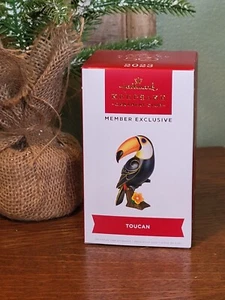 2023 Hallmark Ornament "TOUCAN" MEMBERS EXCLUSIVE - Picture 1 of 2