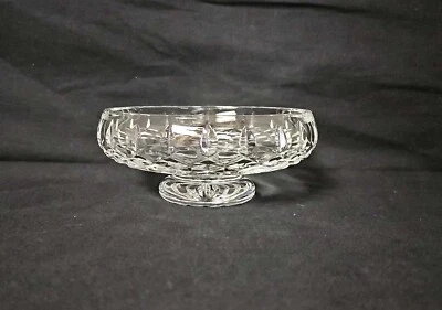 Plato de caramelo o cuenco de nueces Waterford Crystal Ooteado cuenco multiusos de 5,25" de diámetro Foto 1 de 4