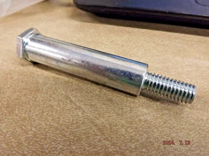 New 738-04216 MTD Shoulder Bolt Screw - Picture 1 of 3