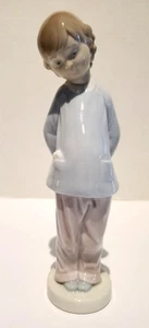 Lladro Punishment #4899 Boy With Ball Child Beach Ball 8.2" Figurine - Picture 1 of 13