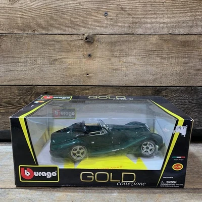Bburago, Gold, Italian Design, Morgan Aero 8, 1:18 Scale, Diecast, NIB - Image 1 of 4