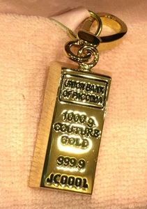 ¡Juicy Couture Bar of Gold Charm 2008 nuevo con etiquetas! EXTREMADAMENTE RARO!!!! YJRU2768 - Imagen 1 de 4