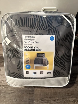 4-Piece Comforter Set Twin, X-Long Twin, Reversible Black/Gray Room Essentials - Image 1 of 3