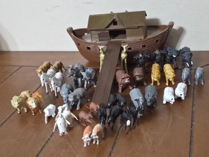 Vintage 60s/70s ARCO Noah's Ark Playset And Figures Rare Hong Kong 20 Pair (1) - Picture 1 of 4
