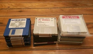 Microsoft MS-DOS Floppy Disk 3.5" Program Lot 60 DISKS Mixed AoL Big Blue McAfee - Picture 1 of 11