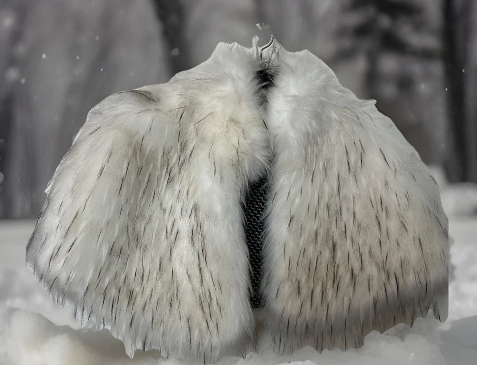 Free People 人造北极大理石狐狸毛皮包裹耸肩 带领 切换 关闭 均码 — 第 1/4 张图片