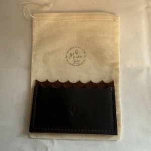 WILDWOOD OYSTER CO. MINI GELDBÖRSE MIT AUSTERSCHALE BRAUN LEDER KARTENETUI - Bild 1 von 9