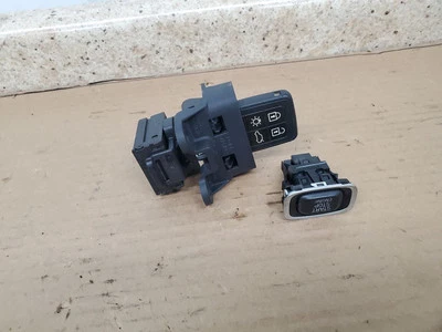 Ignition Switch Dash Mounted Push Button Fits 14-18 VOLVO S60 294388 - Image 1 of 4