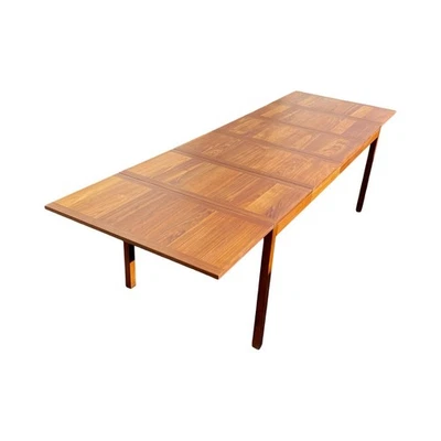 Mesa de comedor danesa de teca de Vejle Stole Foto 1 de 4