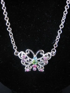 equip butterfly pendant silver metal necklace - Picture 1 of 7