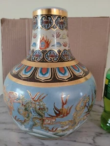 VASE, antike chinesische handbemalte mehrfarbige Drachenvase - Bild 1 von 10