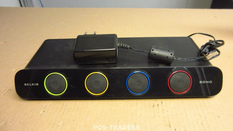 Belkin SOHO KVM F1DS104J  4-Ports External KVM / audio switch PS/2 - INCL PSU - Bild 1 von 3