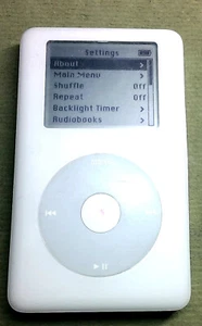 Apple iPod Classic 4th Generation A1059 White 20GB MP3 Media Player - Picture 1 of 3