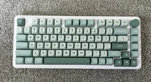 Redragon K681 Green Wireless Mechanical Keyboard - Blue Switches - Picture 1 of 2