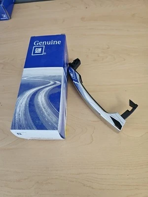 Nuevo genuino GM 2006-11 Chevy Pontiac puerta lateral palanca de manija exterior 15930506 OEM Foto 1 de 4
